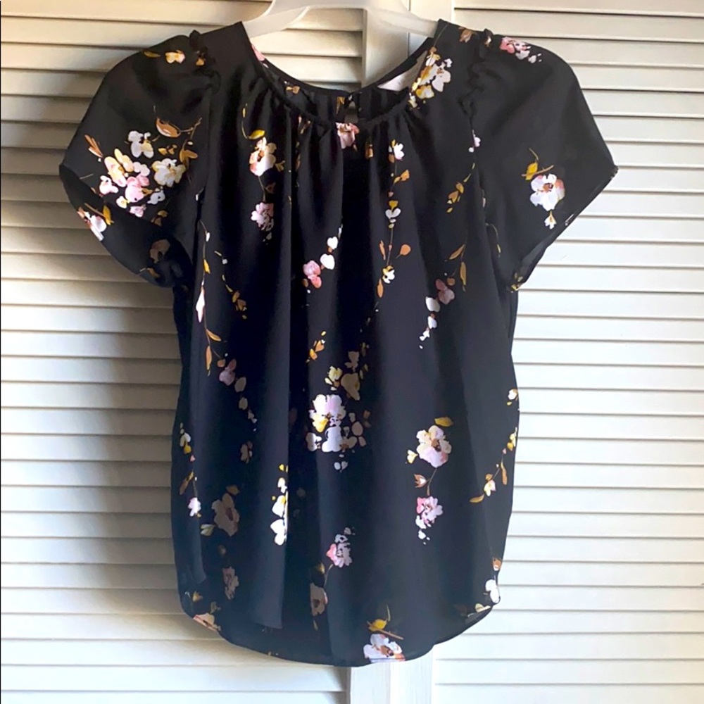 Small Lauren Conrad blouse